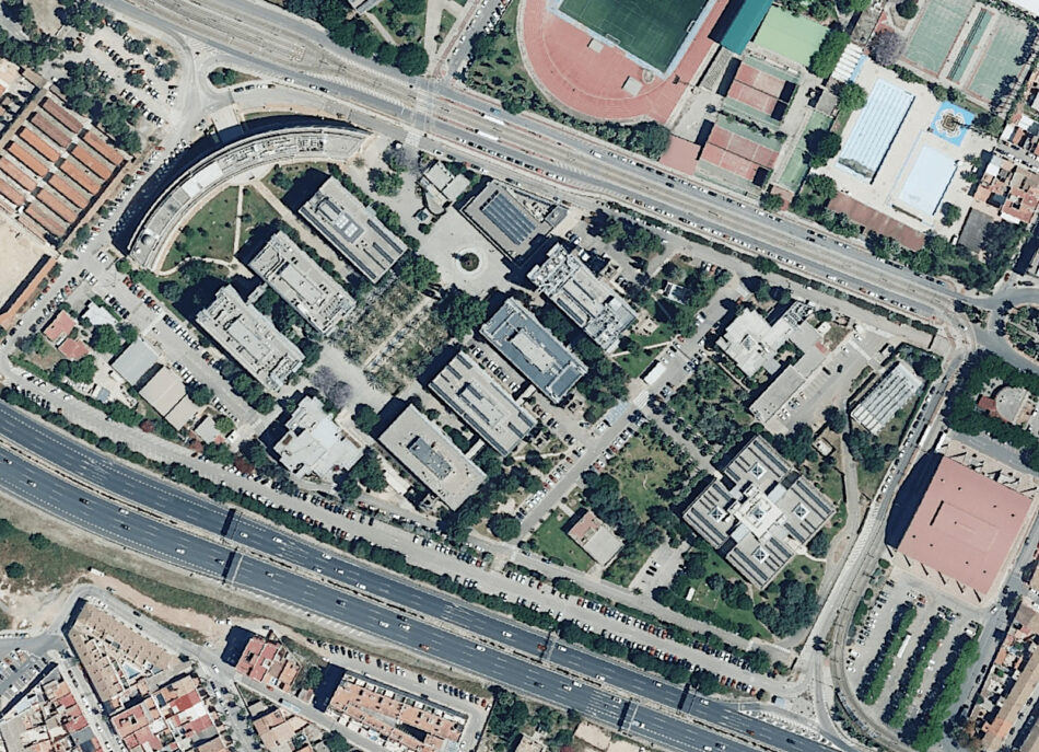 Proyecto de adecuación de dos puestos de control en la Universitat de València (Burjassot)